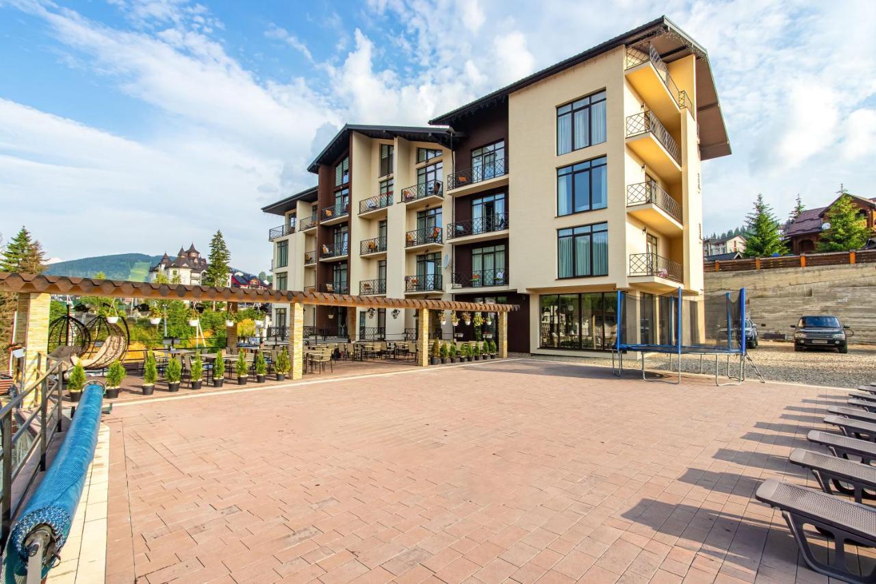 Gold Palace Wellness & Spa Bukovel Extérieur photo