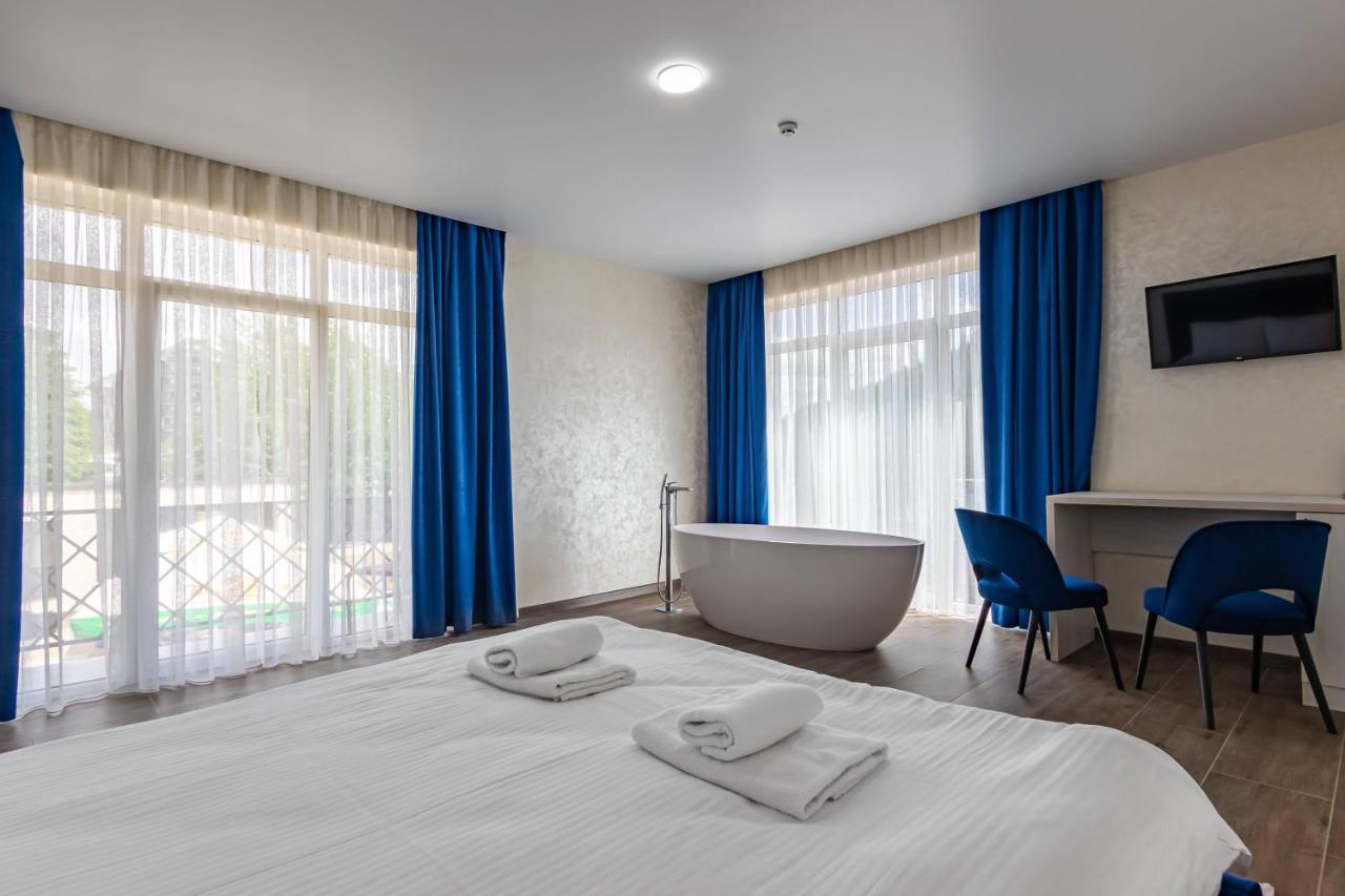 Gold Palace Wellness & Spa Bukovel Extérieur photo