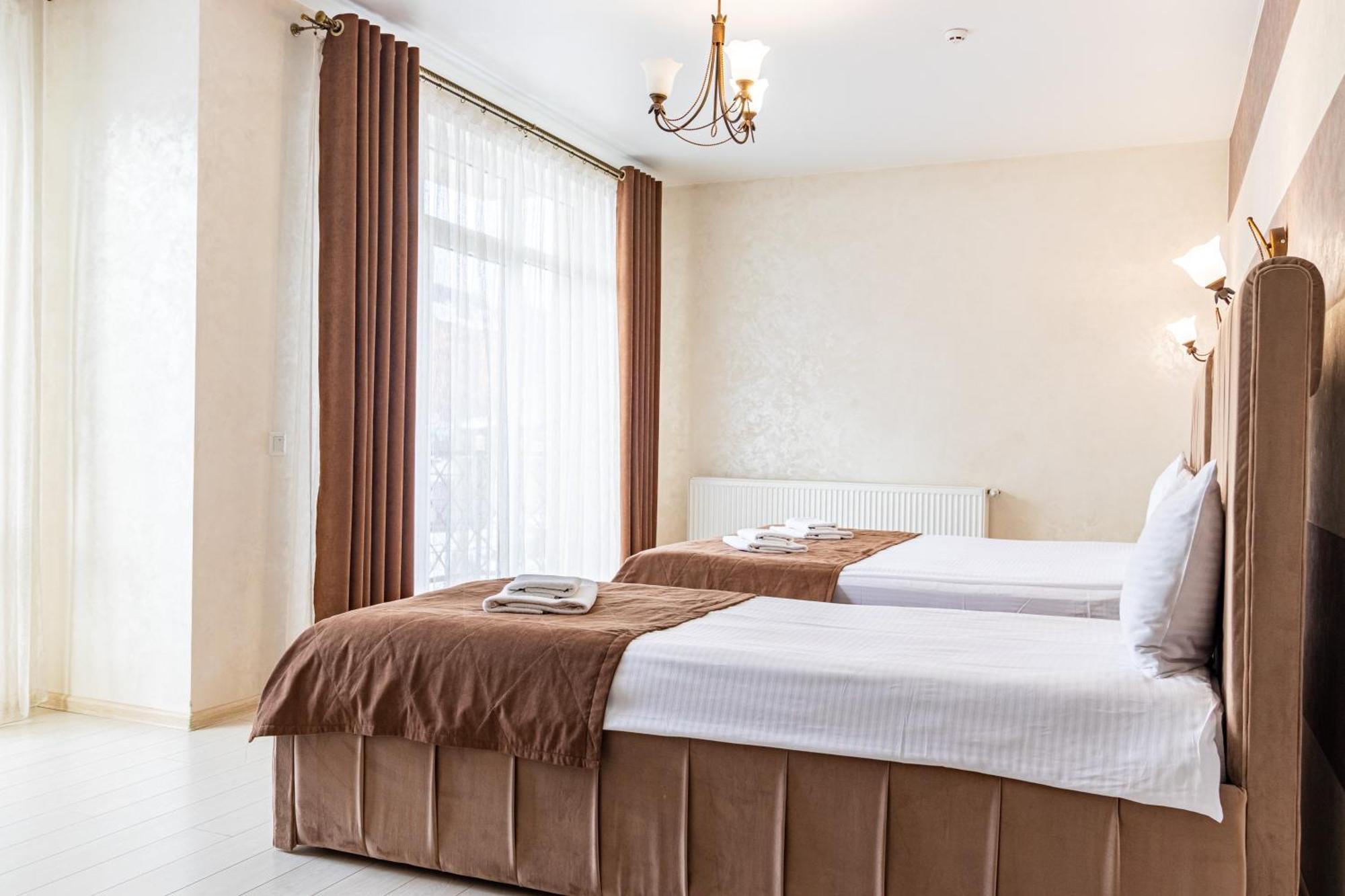 Gold Palace Wellness & Spa Bukovel Extérieur photo
