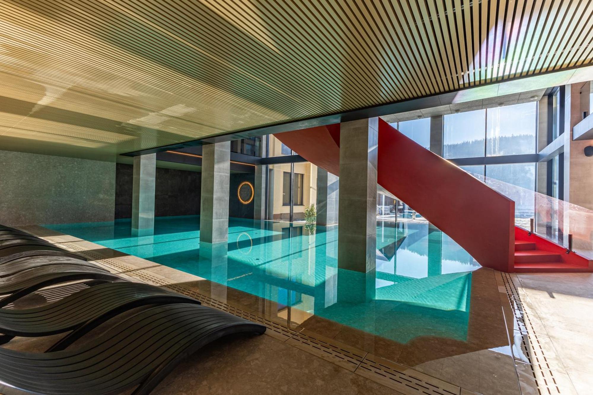 Gold Palace Wellness & Spa Bukovel Extérieur photo