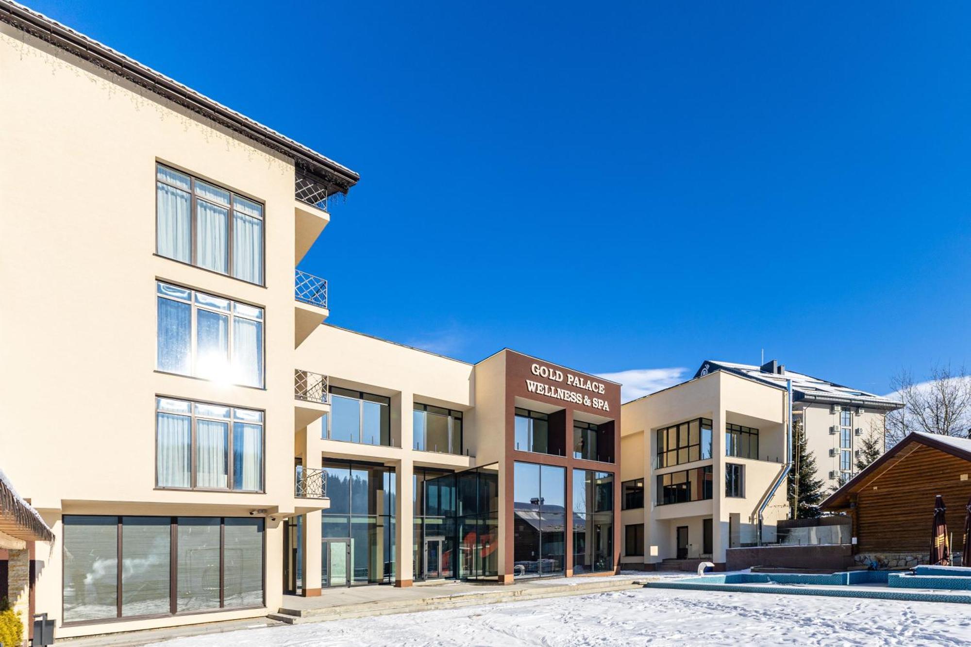 Gold Palace Wellness & Spa Bukovel Extérieur photo