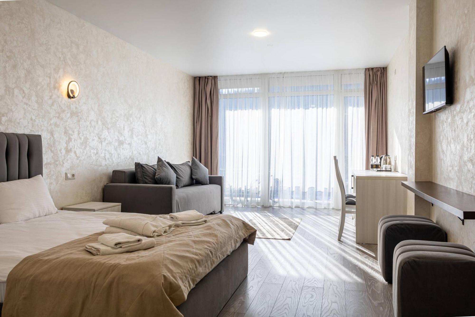 Gold Palace Wellness & Spa Bukovel Extérieur photo