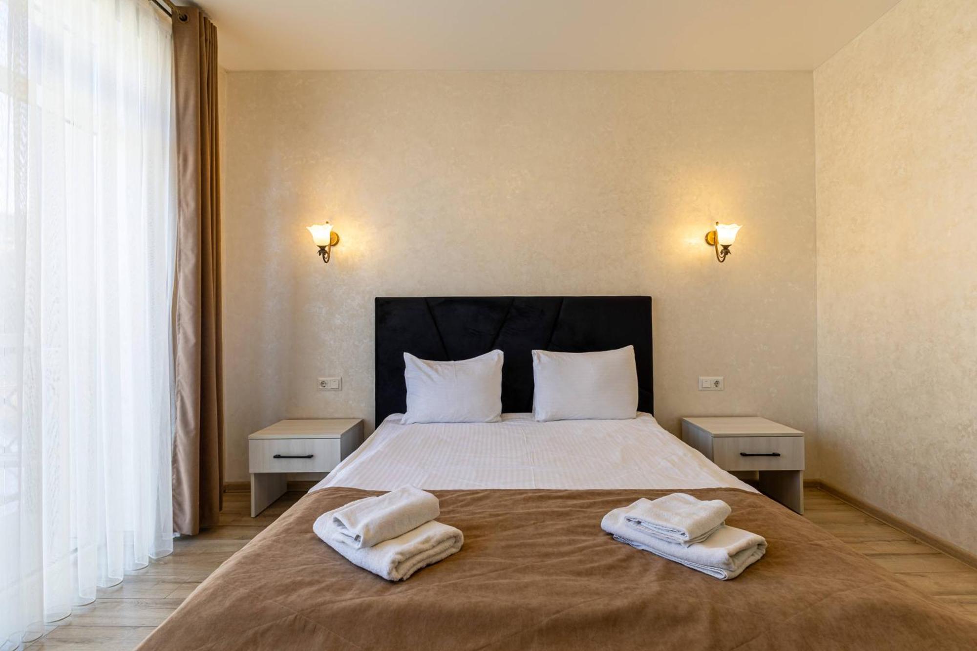 Gold Palace Wellness & Spa Bukovel Extérieur photo